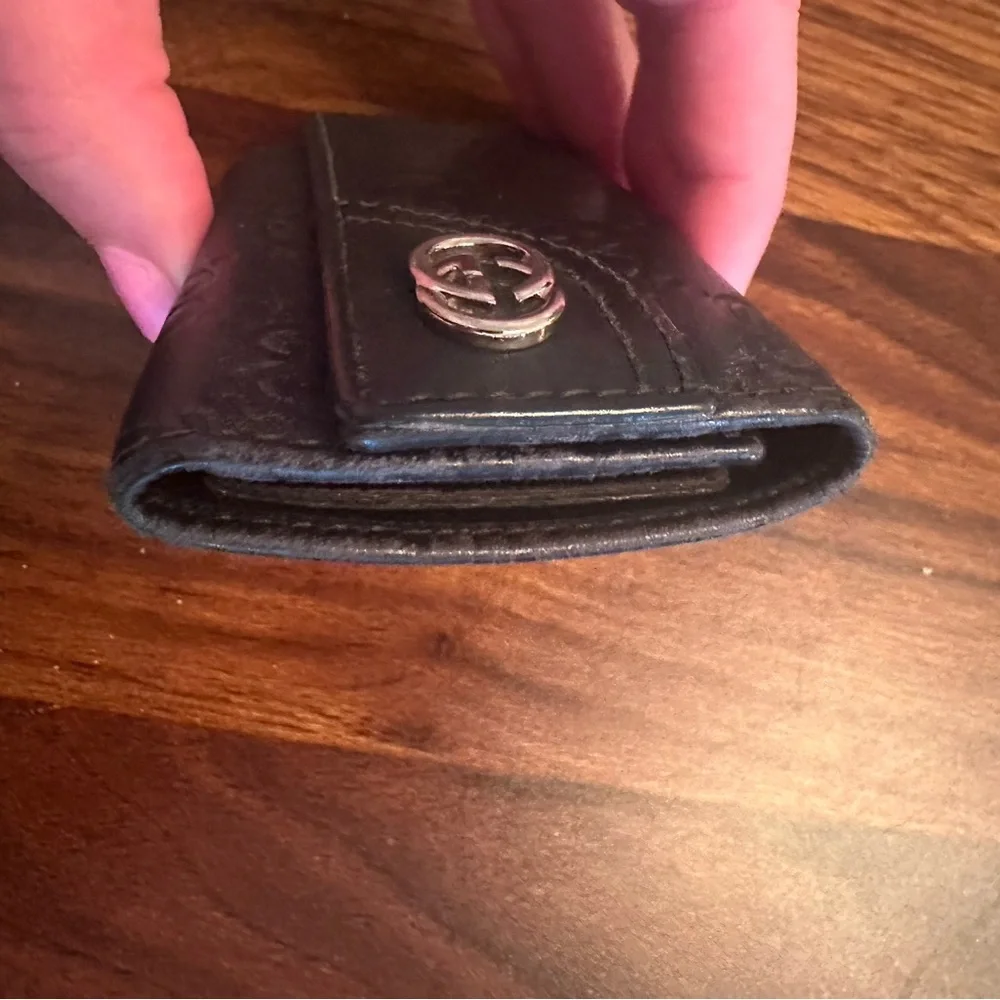 GUCCI Britt Guccissima Leather Key Case Black